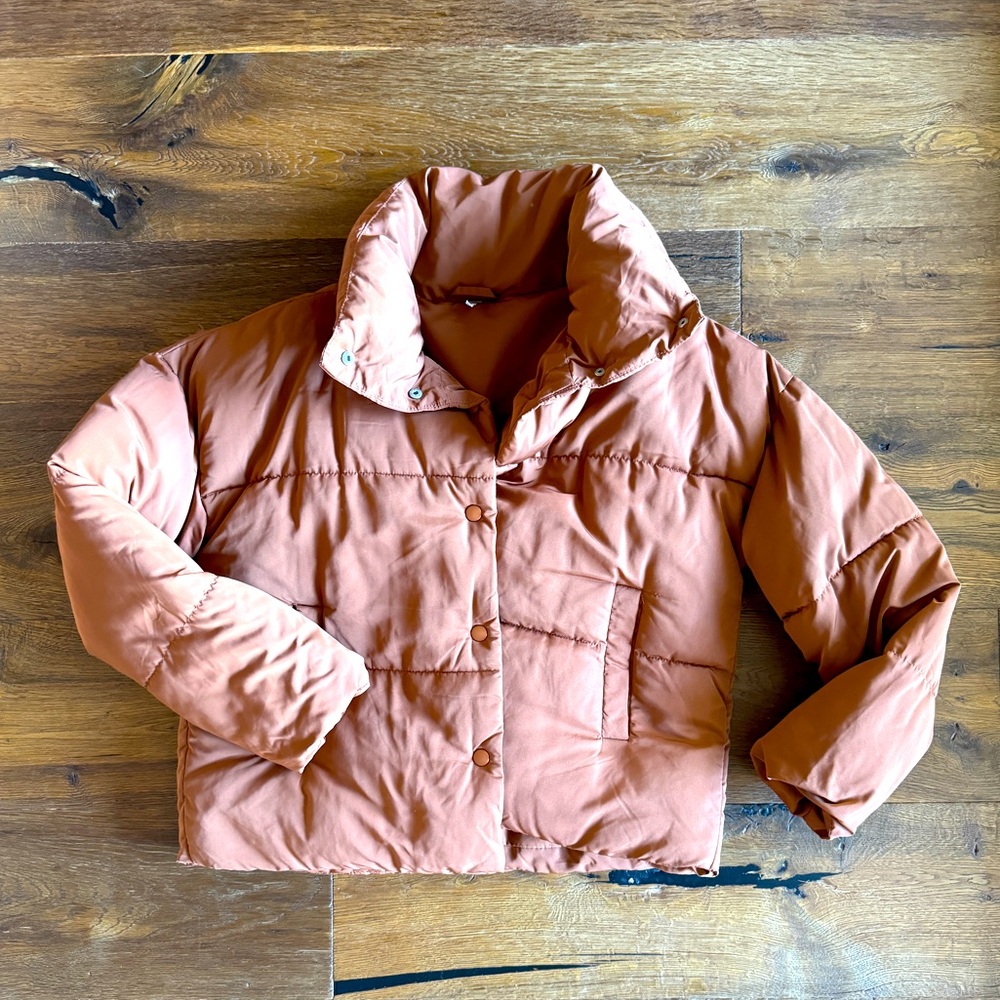 Free People Weekender Puffer jacket. Like new. Size small. Burnt orange color.